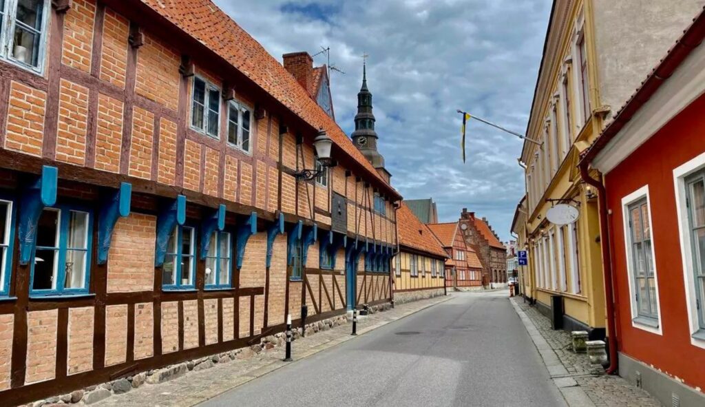 Ystad er en sjarmerende bindingsverksby. Copyright: Helena Bergström